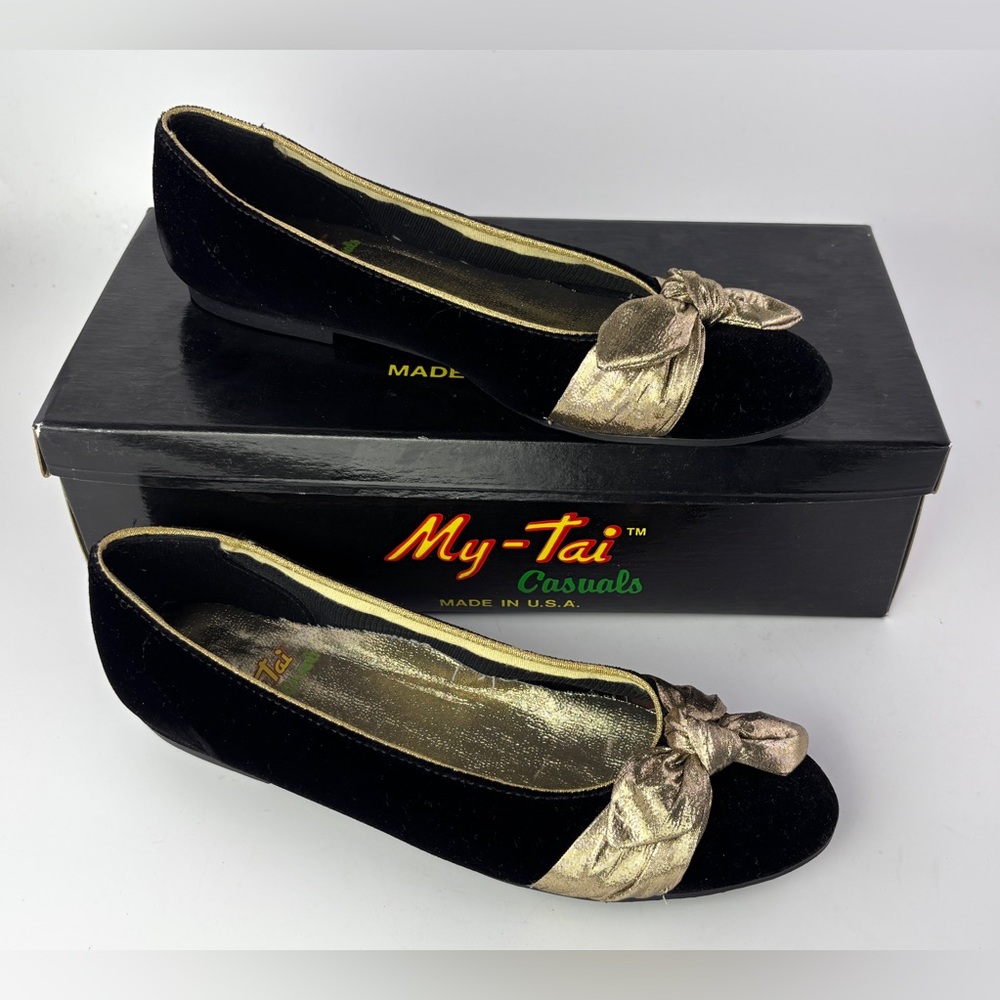 Vintage 80’s Women’s Shoes Flats Black Velvet Gold Bows My-Tai Tina Party 6.5 M